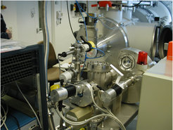 Figure 4: The multitarget X-ray source provides a variety of different characteristic lines radiation. Additionally two filter wheels in front can improve the monochromasy or can carry pinholes etc.